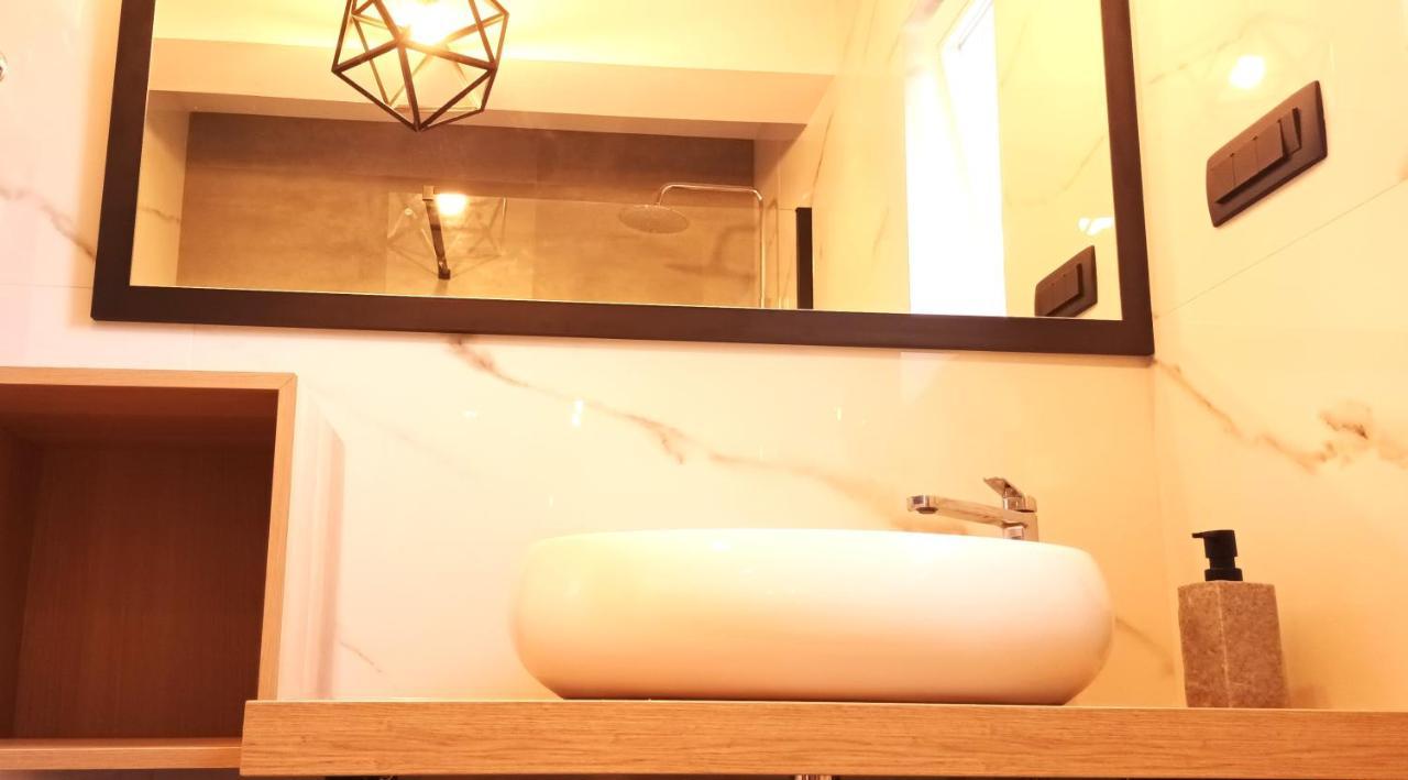 Olivista Croatia Apartments นยีวีเซ ภายนอก รูปภาพ