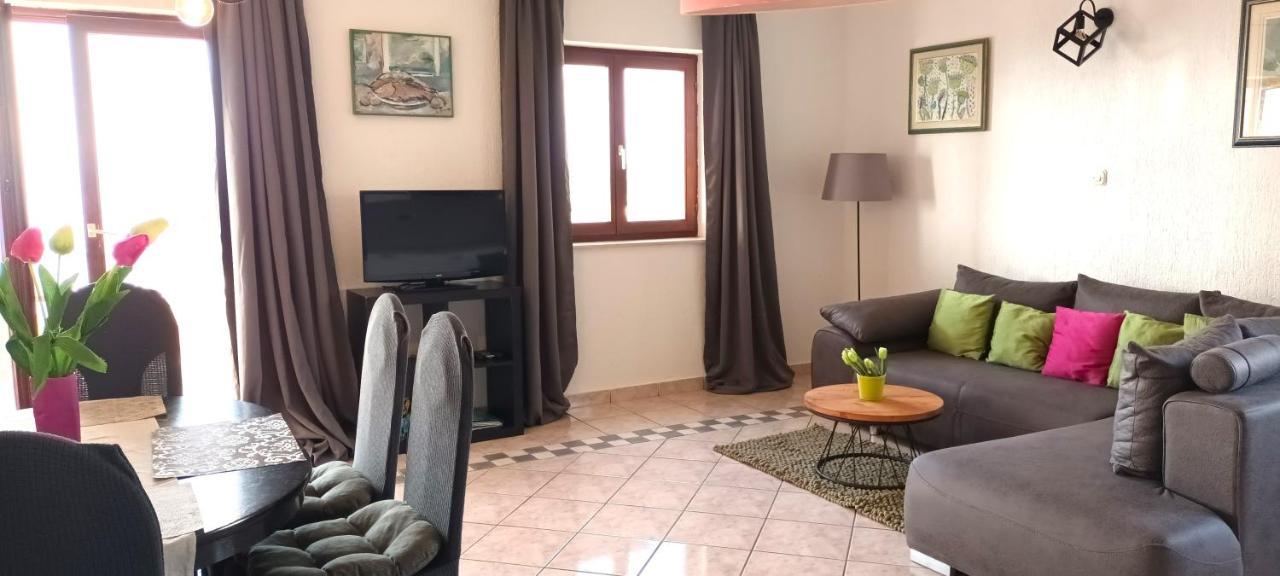 Olivista Croatia Apartments นยีวีเซ ภายนอก รูปภาพ